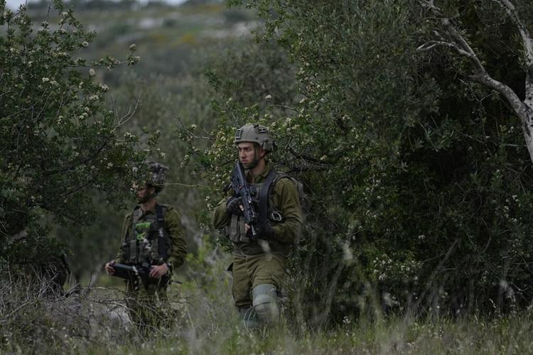 In mass rally, Israeli settlers march to West Bank outpost