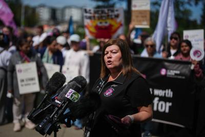 B.C.'s unionized nurses to end job action provincewide to review recommendations