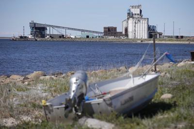 Manitoba and Saskatchewan sign agreement to boost trade corridor through the arctic