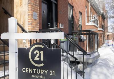 Les ventes de maisons à Montréal reculent à un nouveau creux pour un mois de mars