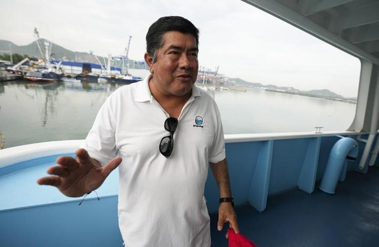 Adrift for months, Australian and his dog lived on raw fish until Mexican fishermen rescued them