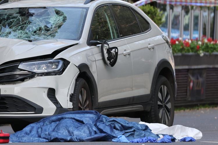 A driver plows into people in the German city of Leipzig, killing 2 people