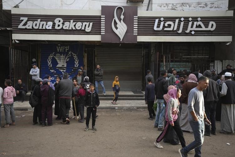 US envoy pushes for cease-fire in Lebanon as food crisis worsens after looting in Gaza