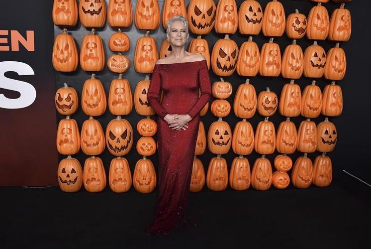 'Halloween Ends' wins box office but renews streaming debate