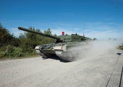 L’Ukraine peut utiliser du matériel militaire canadien en Russie, affirme Ottawa
