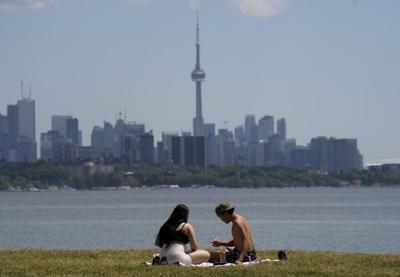 Forecasted to feel like 40 degrees across Ontario, Quebec, as heat wave persists