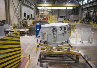 Major Quebec aluminum smelter announces $1.5B investment with new electricity deal
