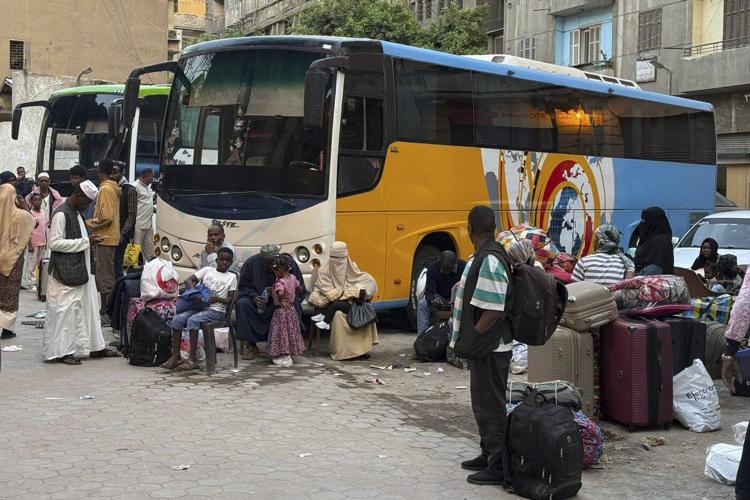 Sudanese return to their homeland, hoping for stability but finding it still wrecked by war