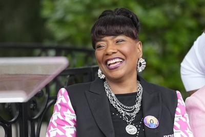 Monument to Coretta Scott King dedicated in Atlanta