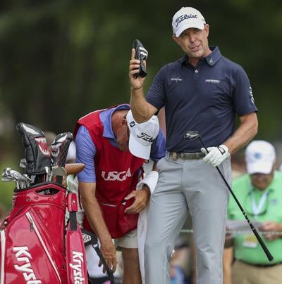 Langer takes 2-shot lead in U.S. Senior Open