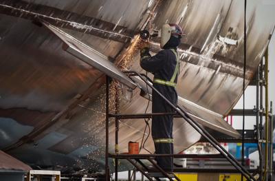 Economists expect jobs market flatlined, unemployment rose in June