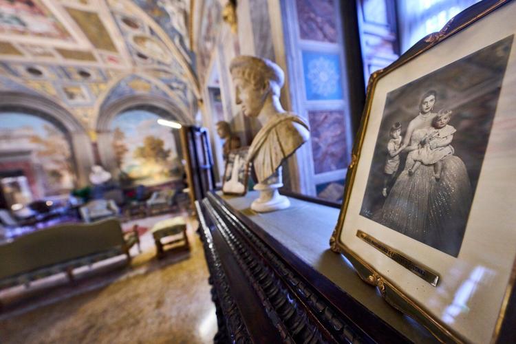 Photos of the treasures in Rome's exclusive Colonna Palace