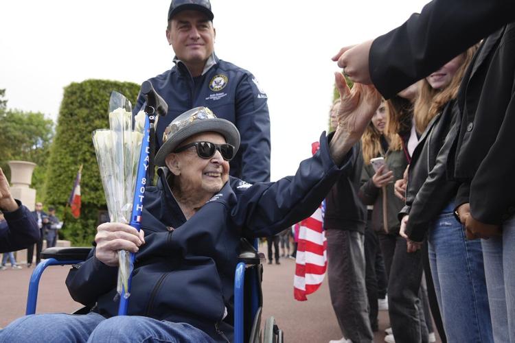 D-Day veteran and TikTok star 'Papa Jake' Larson dies at 102