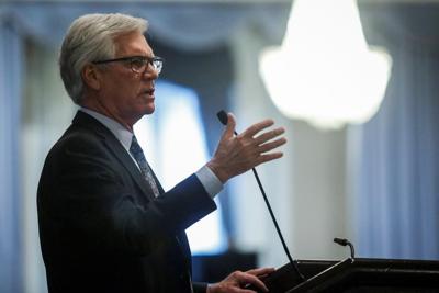 'A thousand times kinder, wiser': Winnipeg MP Jim Carr dies after long illness