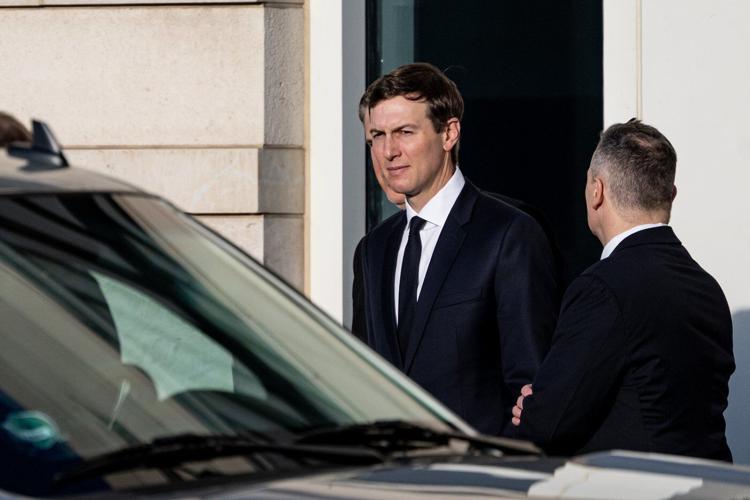 European leaders expected to cement support for Ukraine amid US pressure to accept peace deal