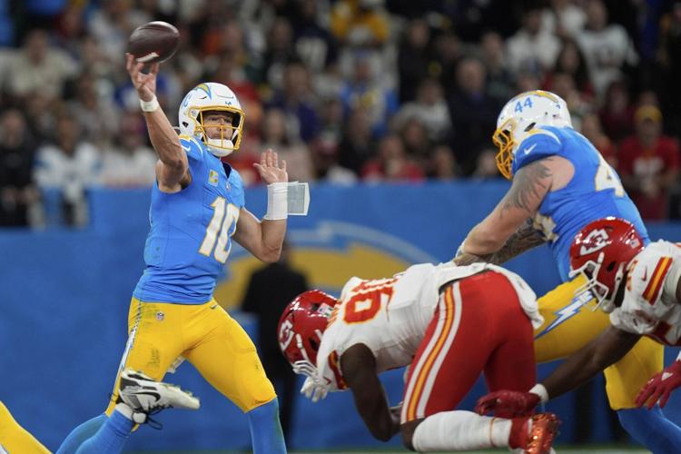 Herbert outduels Mahomes to help the Chargers beat Chiefs 27-21 in Brazil