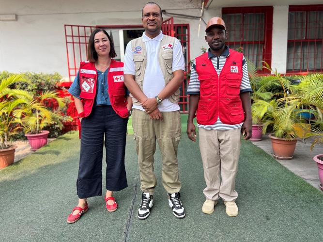 Fastest-growing Ebola outbreak through the eyes of ��ɫtv aid workers