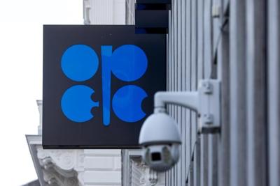 Some OPEC+ members will cut the oil that they send to the world to try to boost prices