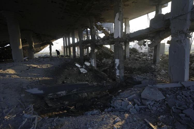 Palestinian medics: Israeli army kills man in West Bank raid