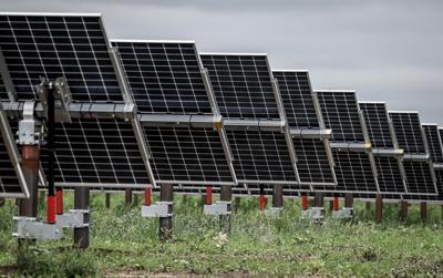 Les travailleurs de l'énergie renouvelable s'interrogent sur la pause de l'Alberta