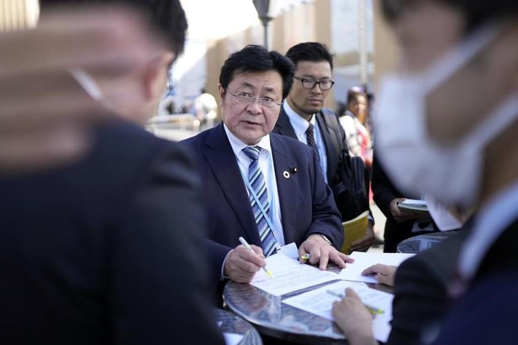 Crunch time for UN climate talks as Friday deadline looms