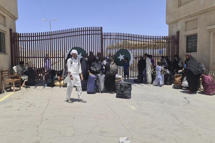 Photos show efforts to evacuate foreigners from the Israel-Iran conflict