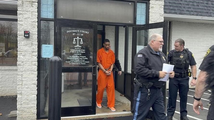 DA plans to seek death penalty against man charged with killing 3 relatives in suburban Philadelphia