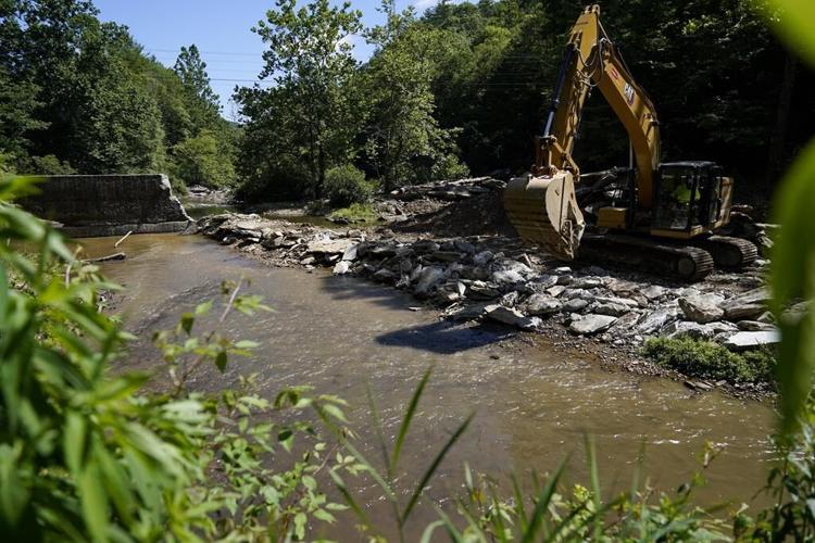 Flush with federal funds, dam removal advocates seize opportunity to open up rivers, restore habitat