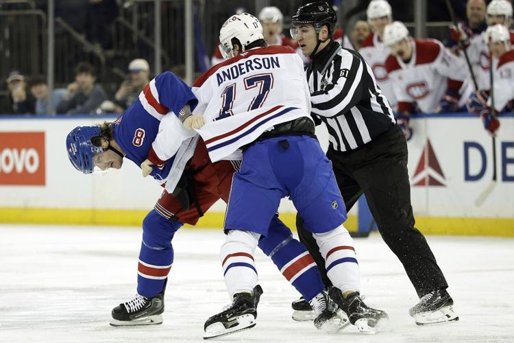 Kakko's late goal lifts Rangers past Canadiens 4-3