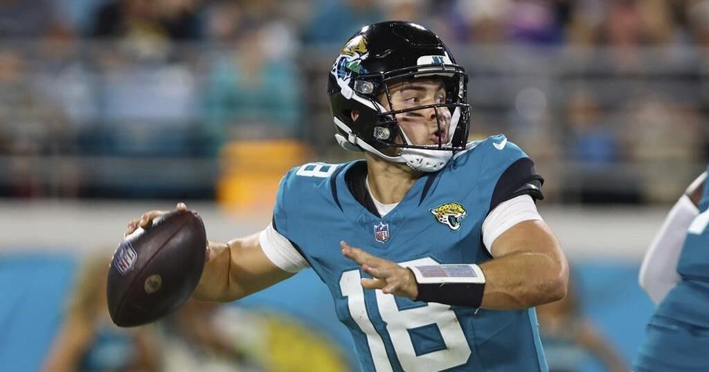 Douglas Rourke Canadian Source: Canadian Rourke clears NFL waivers, to return to Jags on ...