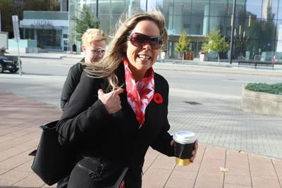 La Couronne suspend un des chefs d'accusation déposés contre Tamara Lich