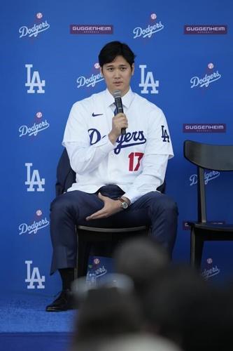 Shohei Ohtani's Dodgers deal prompts California controller to ask Congress to cap deferred payments