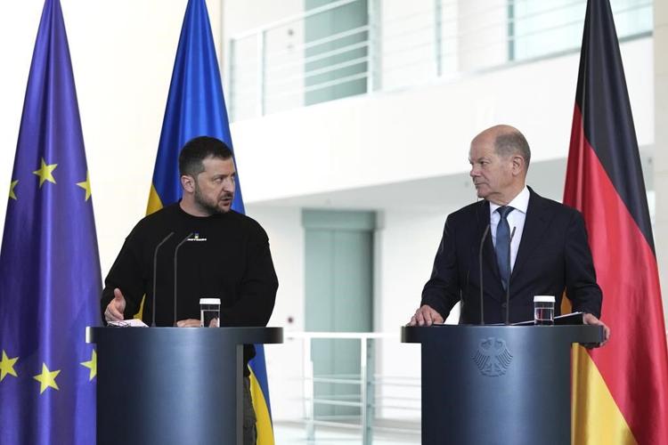 Ukrainian president says counteroffensive does not aim to attack Russian territory