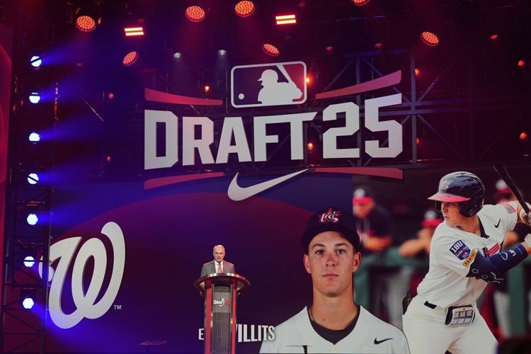 ɫtvs take high school shortstop Eli Willits, son of ex-MLBer Reggie, with No. 1 pick in draft
