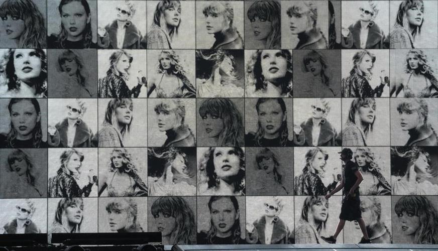 Taylor Swift announces '1989 (Taylor’s Version)' at Eras Tour show in Los Angeles