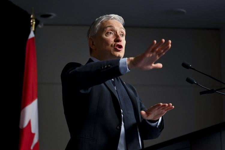 Liberals table first fiscal document in seven years that won't need opposition votes