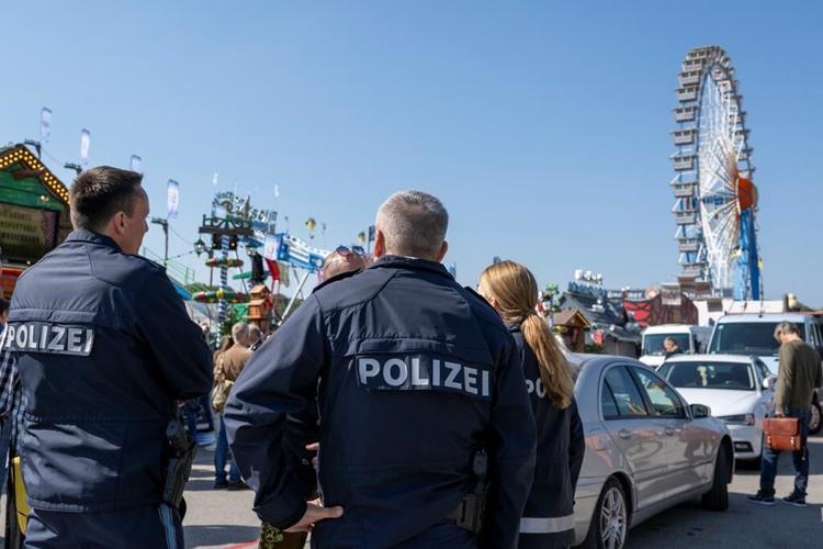 Oktoberfest tightens security in wake of deadly knife attack in western Germany
