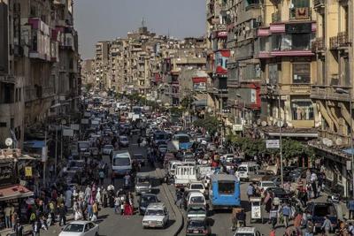 Egypt's inflation surges on amid currency's dramatic slide