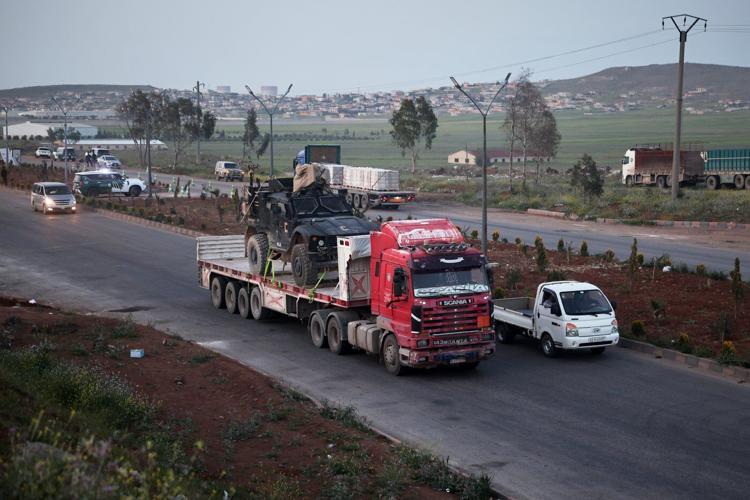 US completes withdrawal from key base in Syria as part of a larger drawdown