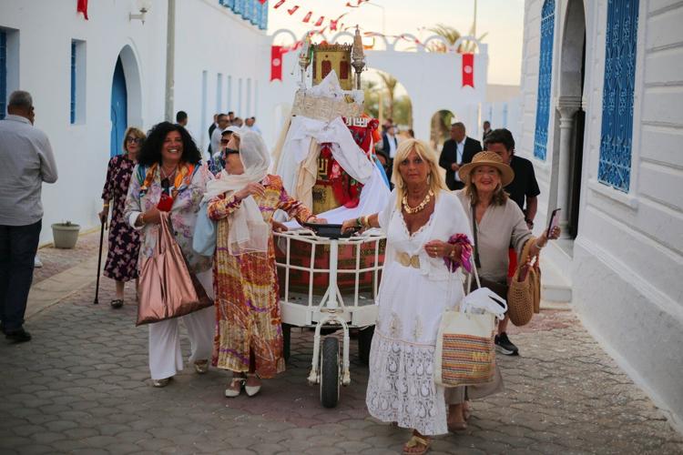 Foreign visitors return to Jewish pilgrimage in Tunisia under tight security
