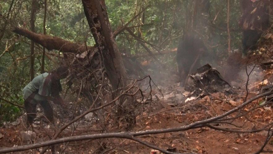 Helicopter crash in Ghana kills ministers of defense and environment and 6 others