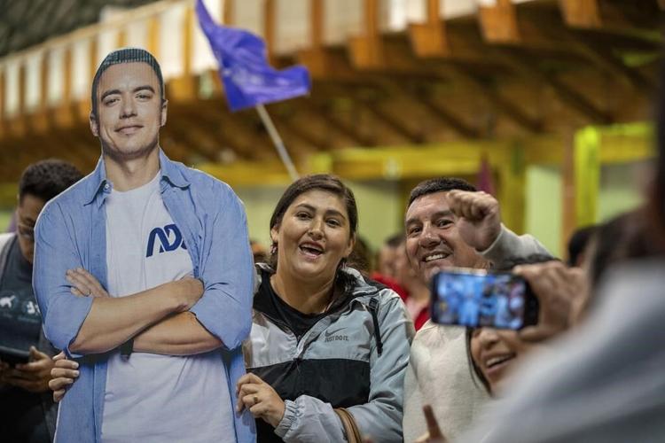 Daniel Noboa, heir to banana fortune, wins Ecuador’s presidential runoff election