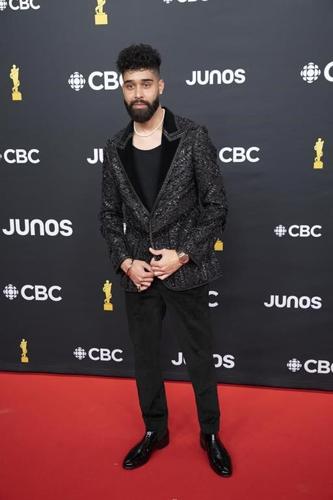 Des coups de feu sont tirés sur la maison du chanteur AP Dhillon en C.-B.