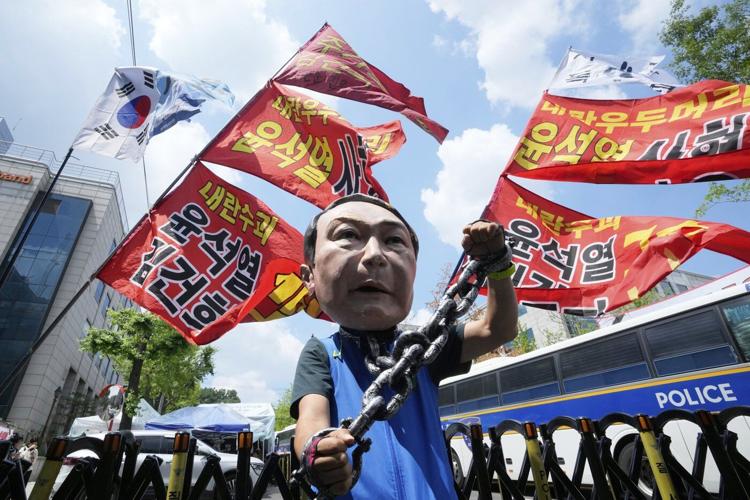 What ex-South Korean leader Yoon faces following his new arrest over martial law