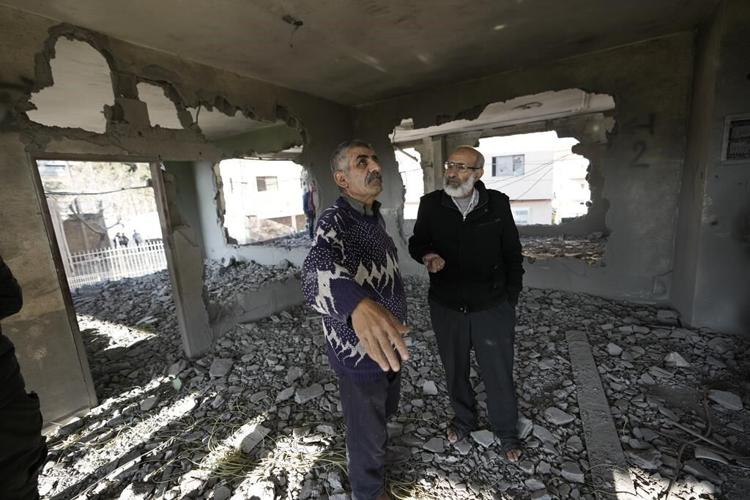 Live updates | Israel launches more strikes in Gaza as UN delays vote on a cease-fire resolution