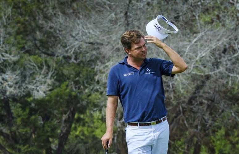 Sam Ryder takes only 21 putts for a 63 and leads Texas Open