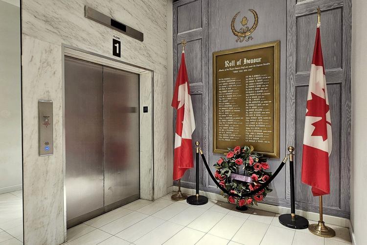 Hudson's Bay gifts war memorials to TD Bank, Royal ɫtv Legion branches