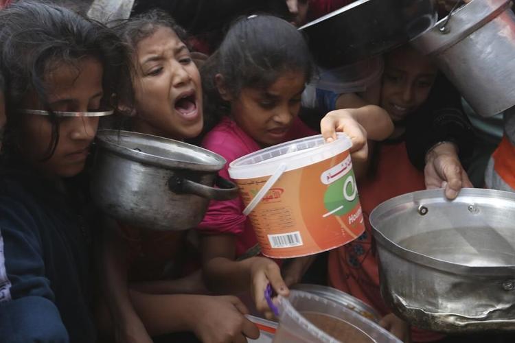 Live updates | Thousands more flee northern Gaza as Israeli troops battle Palestinian militants