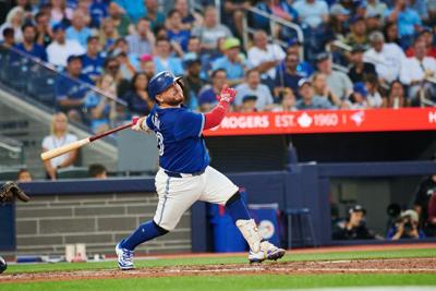 Blue Jays reinstate all-star catcher Alejandro Kirk from injured list