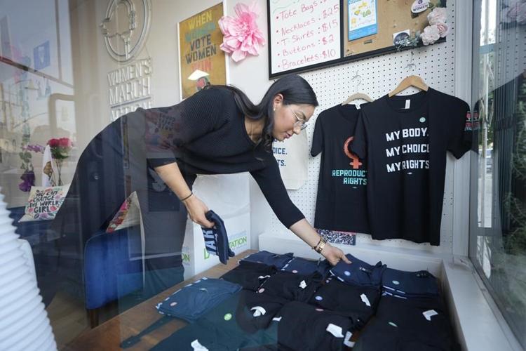 'All I can think about is hotter days.' Voter campaigns target Latinas worried about climate change